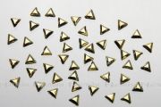 Nail Art Strasssteinchen aus Acryl Dreiecke - gold